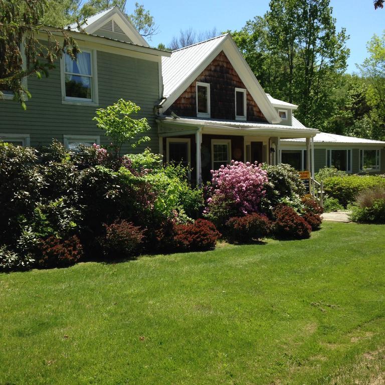 Green River Inn Sandgate Exterior photo
